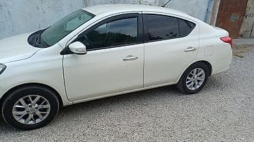 bbs disk: Nissan Sunny sedan – ağ rəng, avtomatik transmissiya. Xarici: - Ağ — 3