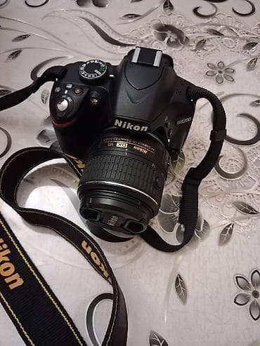 macbook çanta: Nikon D3200 DSLR fotoaparat - Sensor: 24.2 MP DX-format (APS-C) CMOS — 1