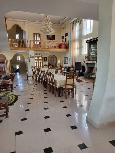 semaye sadliq sarayi: 400 kv. m, 5 otaqlı — 5