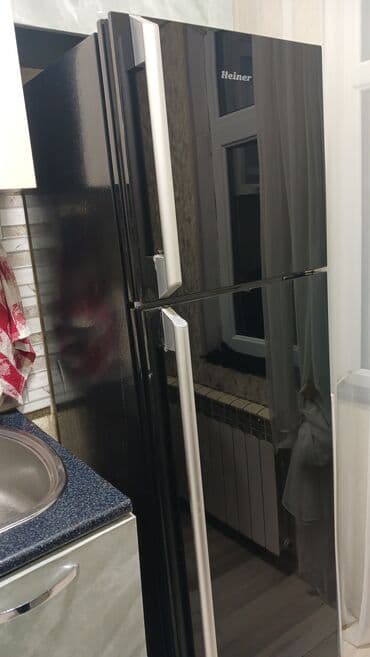 Кухонные плиты и варочные поверхности: Heiner iki qapılı soyuducu - Rəng: parlaq qara, gümüşü uzun şaquli — 1