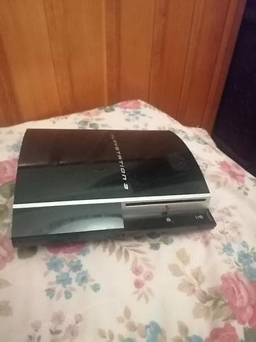 playstation 3 satiram tecili: Salam bu plastation 3dür üsdünde her şeyi verilir 2dene pult var — 4