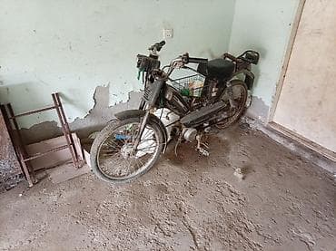 Moped/skuter tipli kiçik həcmli motosiklet - Yanacaqla işləyən kiçik