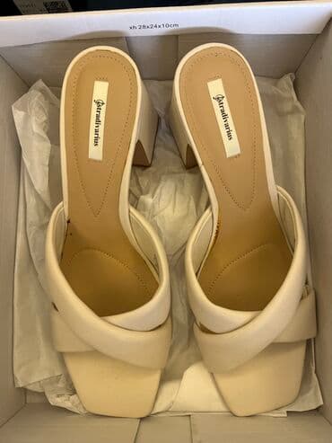 ağ mokasinlər: Sabo, Ölçü: 39.5, rəng - Ağ, Yeni — 1