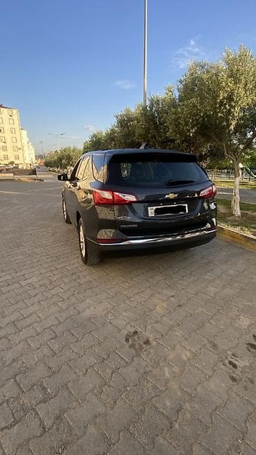 moto debilqe: Chevrolet Equinox: 1.5 l | 2018 il 175000 km Krossover — 3