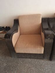 dövməli dəmir yataqları: Divan, İşlənmiş, Açılan, Bazasız, Parça, Çatdırılma yoxdur — 2