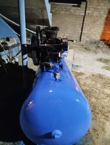 Sənaye tipli hava kompressoru. kecen il 4.800m alinib 5 6 ay