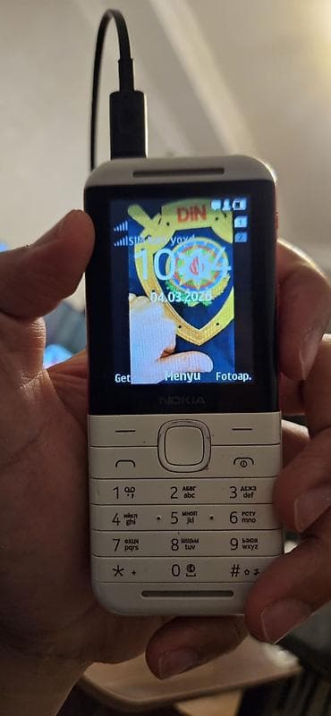 philips xenium x700: Nokia 5320 Xpressmusic, rəng - Ağ, İki sim kartlı — 1