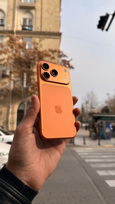 Техника и электроника: IPhone 17 Pro Max, Оранжевый, Face ID — 2
