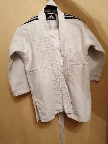 Kimano cüdo üçün. 11-12 yaş. 23₼. - -155cm,-45kq