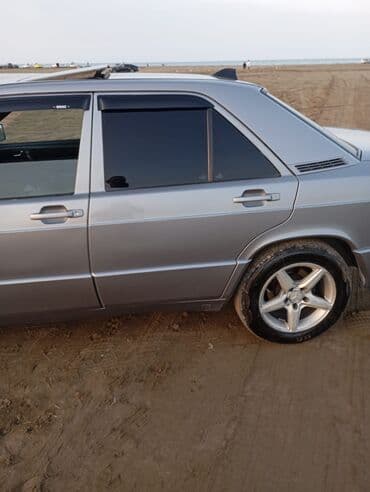 190 мерседес: Mercedes-Benz 190: 2 л | 1990 г — 6