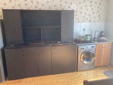 Mətbəx üçün komplekt mebel və məişət texnikası: - Geniş dolab