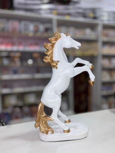 heykel: At suvenir Diqqət Çatdırılma bir gün ərzində rayonlar daxil — 3