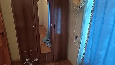 Satılır! Şəkildə gördüyünüz bütün mebellər satılır. Dəstəyə divan — 5