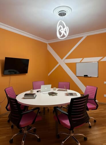 Lüğətlər: Həm hər ay 1500 manat passiv gəlir qazanmaq, həmdə kurs kimi fəaliyyət — 1