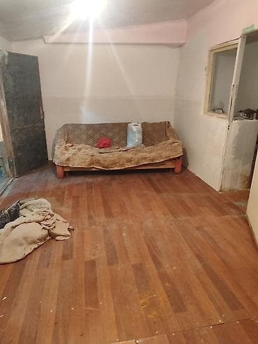 ev axtaram: Koroğlu Böyükşor qəsəbəsində yerləşən köhnə həyət evi – 4 otaq — 7