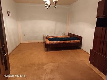 20 ci sahə ev: İcarəyə verilən ev – mebel və əsas avadanlıqlarla - Geniş zal: taxta — 2