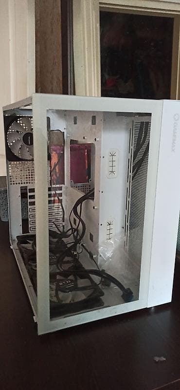 Kompüter ehtiyyat hissələri: GameMax ağ korpus + DeepCool ventilyatorlar - Yanı tam şüşə panel, ağ — 3
