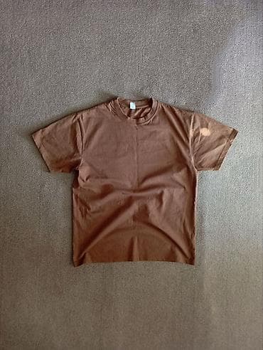 Qəhvəyi rəngli uniseks T‑shirt - Material: 100% pambıq - Ölçü: M -
