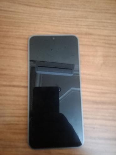 lalafo iphone 6: Smartfon - Tam ölçülü toxunma ekranlı model, ön paneldə mərkəzdə — 1