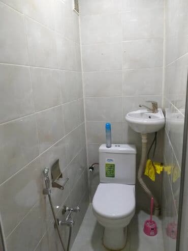 şuşada günlük kiraye evler: 🏡 Kirayə – 3 otaqlı mənzil 📍 Gəncə şəhəri, Beynəlxalq Xəstəxananın — 11