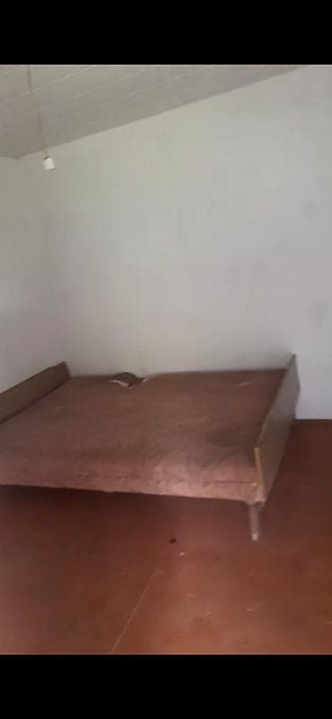 Qoşqular: Vaqon satılır.Uzunluğu 9 metr.Eni 3 metr.İki otaq və bir hamam — 7