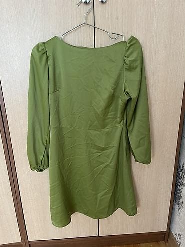 tibettea nedir: Zeytun-yaşıl rəngli qadın paltarı -100azn-a alınıb,2dəfə istifadə — 1