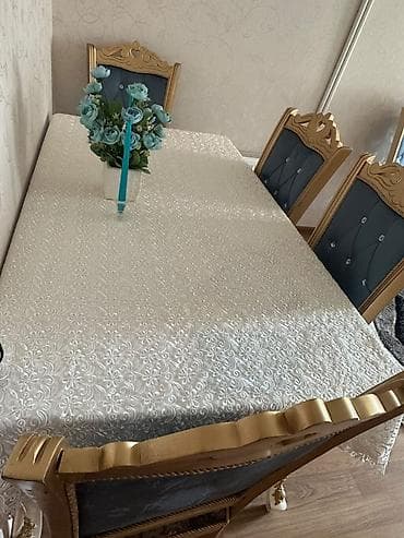 Ev və bağ: Klassik üslubda yemək otağı dəsti Tərkibi: - Diktə olunan naxışlı, ağ — 2