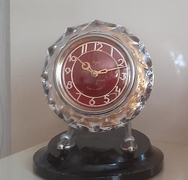 iwdenmiw xalca: Qədimi antik Mayak saatı xrustaldır.
MADE İN USSR - Majak — 2