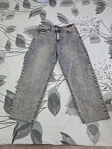 dar kişi cinsləri: Unisex düz kəsim cins şalvar - Rəng: açıq-boz yuyulmuş (acid wash — 2