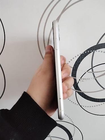 telfolar: IPhone 11, 128 GB, Ağ, Simsiz şarj, Face ID — 7