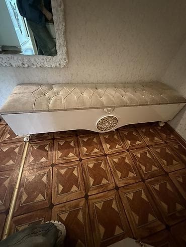 skaflar: İkinəfərlik çarpayı, 2 tumba — 8