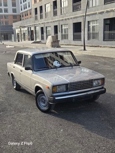 pilus masin: VAZ (LADA) 2107: 1.6 l | 2001 il 67405 km Sedan — 4