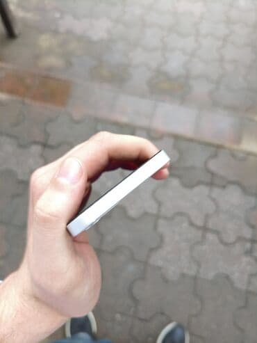 baku electronics bluetooth qulaqciqlar: IPhone 12, Ağ, Face ID, Simsiz şarj — 4