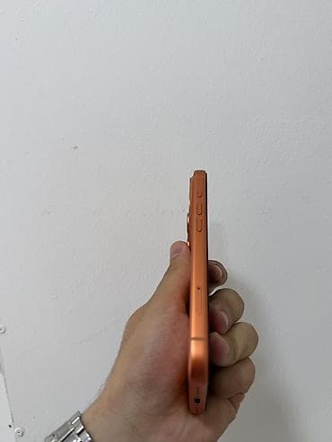 apple mac: IPhone 17 Pro, Narıncı, Face ID — 5