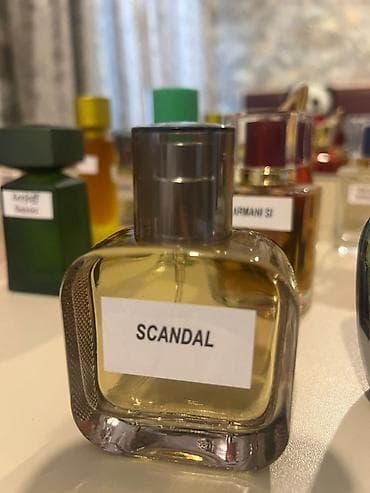 Bədənə qulluq: 50 ML ETIRLER TEK QIYMƏT 25 AZN QALICILIĞI DA ÇOX GÖZƏL HƏDIYYƏ — 3