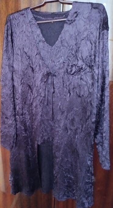 Topik yungul penceynen razm 40-42 cemi bir defe geynilib rengi tund