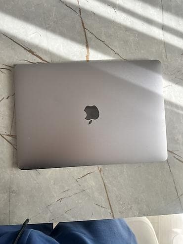 macbook pro 2017 i5: Təcili satılır! Apple MacBook Pro 13” 2017 Tam seliqeli. Arxasi bele — 4