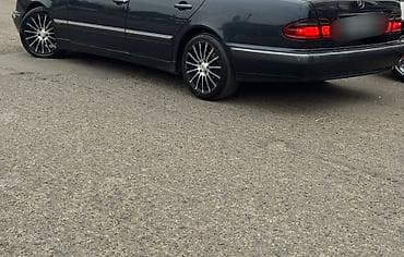 Mercedes-Benz Diskləri R17 idyal vəziyətdə catsız svarkasız 5 bolt