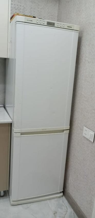 İşlənmiş 2 qapılı Samsung Soyuducu Satılır, rəng - Ağ