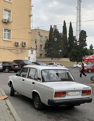 lada 21011: 2008 injektor mator karokpa ideal vezıyyetde cavabdehem altında curuk — 3