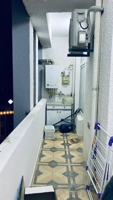 2 otaqlı mənzil vasitəçisiz: Bayilda asan xidmətə yaxin 18 mertebeli binanın 5-ci mərtəbəsində — 10