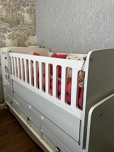 DilBeşik satilir 100 azn. Yellenir bortik var matras var.tul var