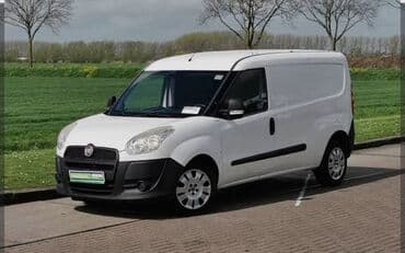 Avtomobil günlük istifade ücün icareye verilir. Depozit 300,gunluk 25