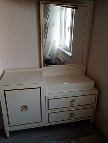 шифоньер для спальни: Двуспальная кровать, Шкаф — 4