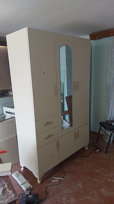 Yeni, 3 qapılı, Güzgülü, Bej, Açılan, Düz dolab lalafo.az -da Yeni, 3 qapılı, Güzgülü, Bej, Açılan, Düz dolab