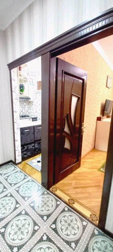 ucbucaq evlər: 2 otaqlı, Yeni tikili, 60 kv. m — 12