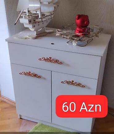 ıkıncı el mebeller: İkinci əl müxtəlif işlənmiş əşyaların ucuz qiymətə satışı. Zeng — 9