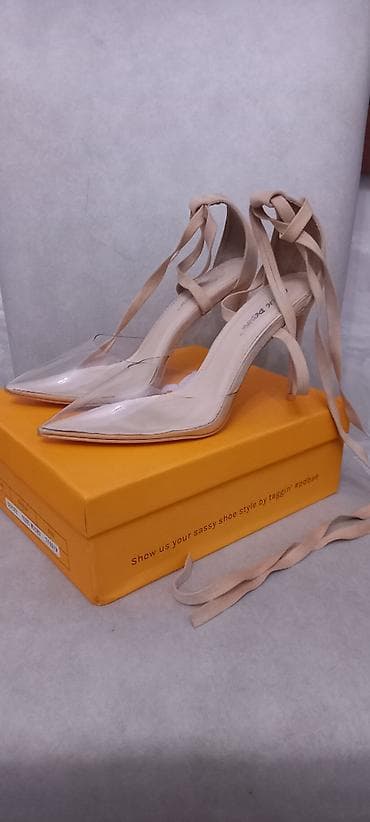 Makasin və loferlər: "Public Desire " Qadın üçün Ayaqqabı Çox Gözəl modeldir Yenidir — 2