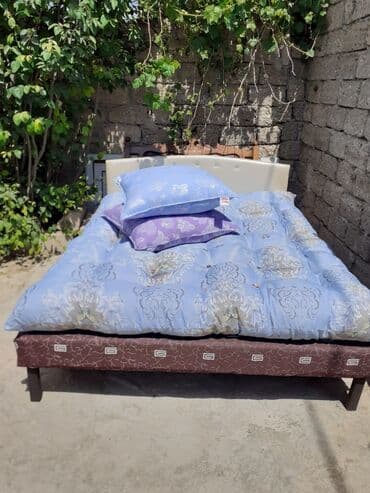 Çarpayılar Taza hazırı var Çatdırılma var Yun döşak 60 manat Balış 20 lalafo.az -da Çarpayılar Taza hazırı var Çatdırılma var Yun döşak 60 manat Balış 20