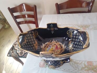 metbex qablari: Bir vaza — 2